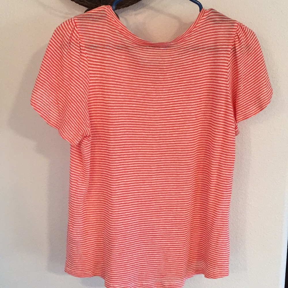 Simply styled tee shirt - Picture 4 of 4